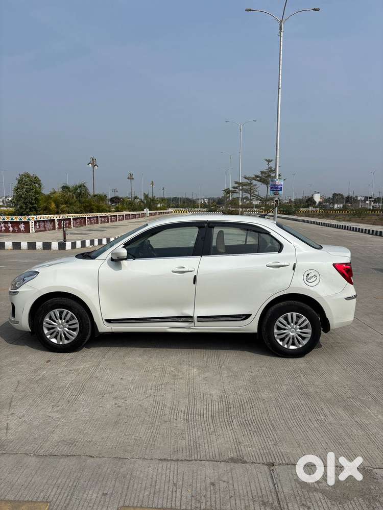 Maruti Suzuki Swift Dzire Vxi Optional, 2019, Petrol