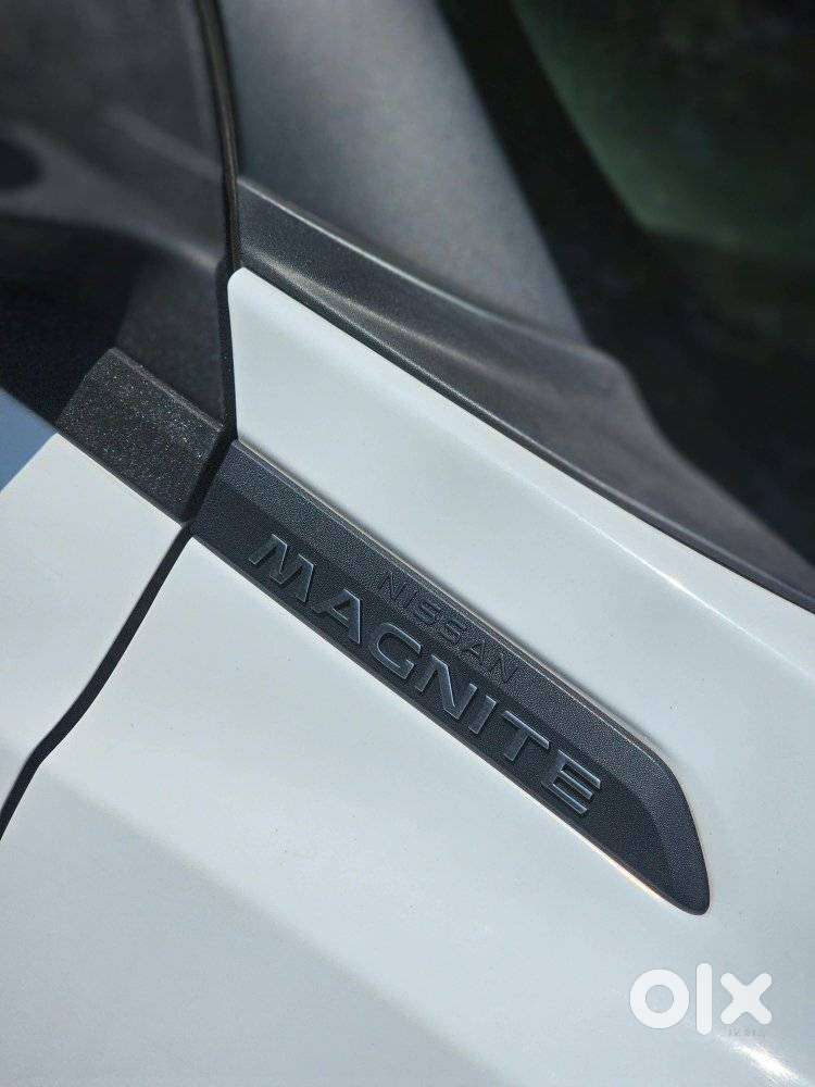 Nissan Magnite 1.0 Xv Turbo Cvt, 2023, Petrol