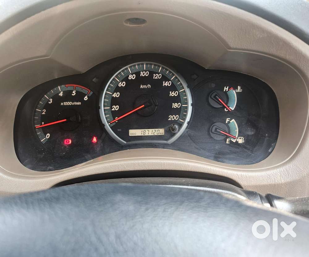 Toyota Innova 2.5 Vx 7 Seater Bs Iv, 2015, Diesel