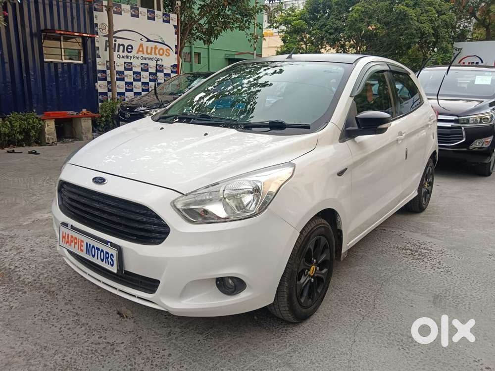Ford Figo 2012-2015 Petrol Titanium, 2016, Petrol