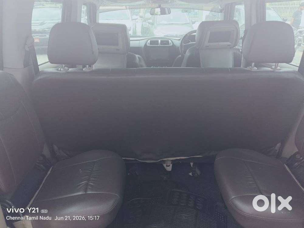 Mahindra Tuv 300 T8, 2016, Diesel