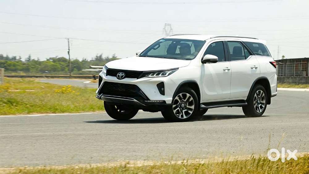 Toyota Fortuner Legender 4x2 At 2.8, 2024, Diesel
