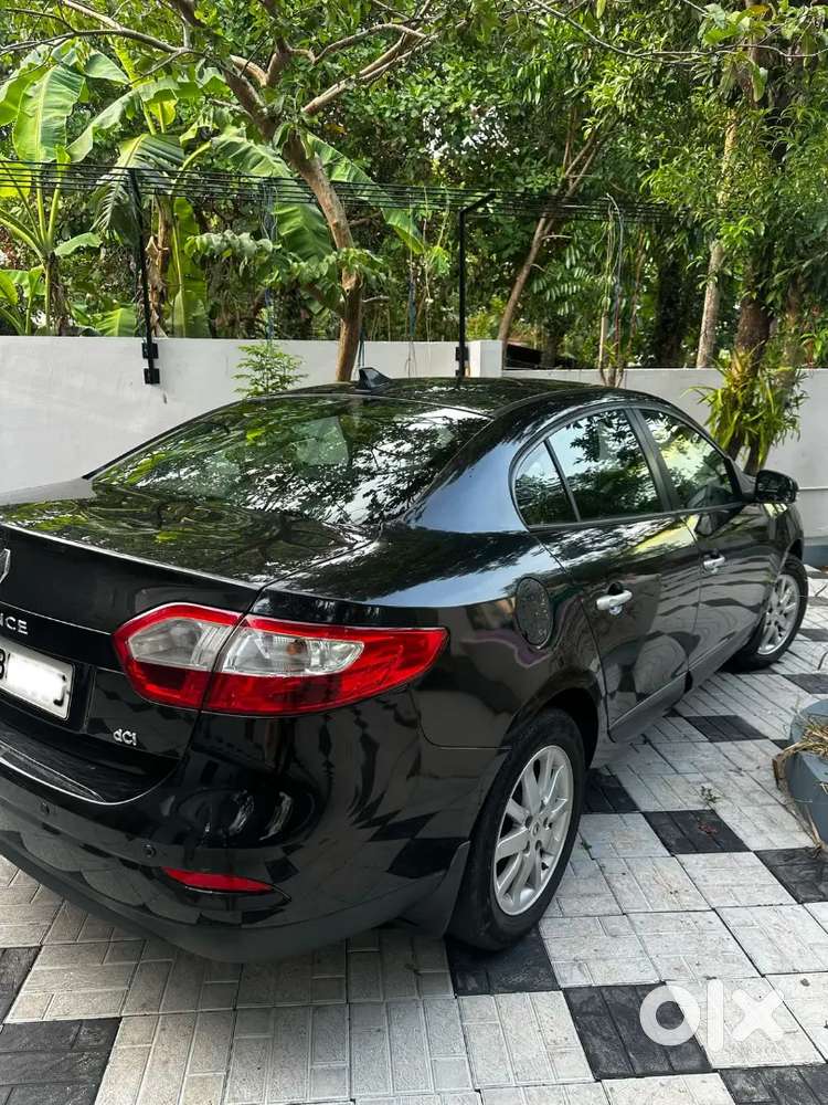 Renault Fluence 2015 Diesel Well Maintained