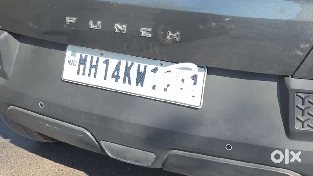 Tata Punch 2023 Petrol 27500 Km Driven