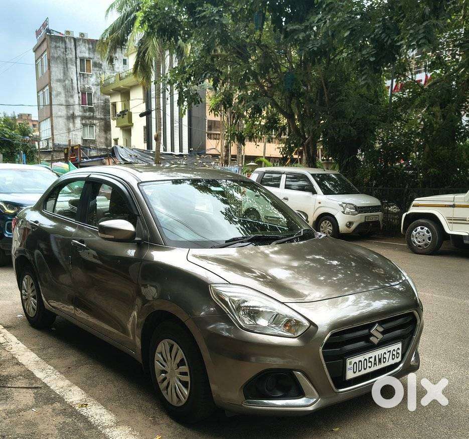 Maruti Suzuki Swift Dzire Vxi Optional, 2021, Petrol