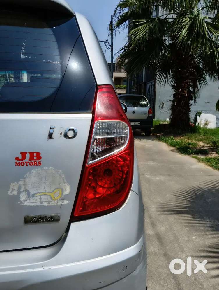 Hyundai I10 2011 Petrol 55000 Km Driven