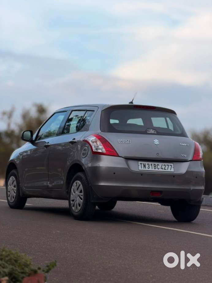 Maruti Suzuki Swift Vxi, 2015, Petrol