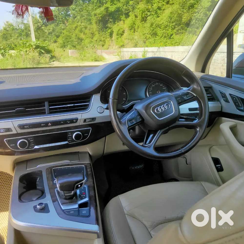 2016 Audi Q7 Premium, 140,000 Km