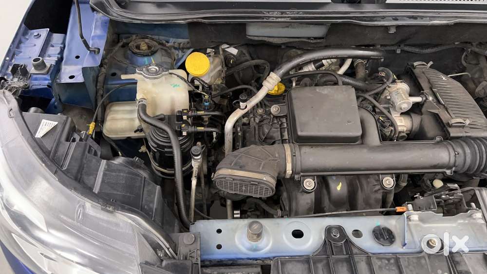 Renault Triber Rxt, 2022, Petrol