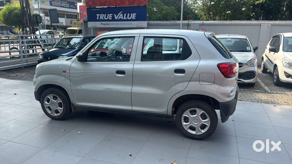 Maruti Suzuki S-presso Vxi Plus Amt, 2023, Petrol