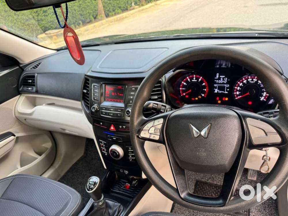 Mahindra Xuv300 W6, 2023, Petrol