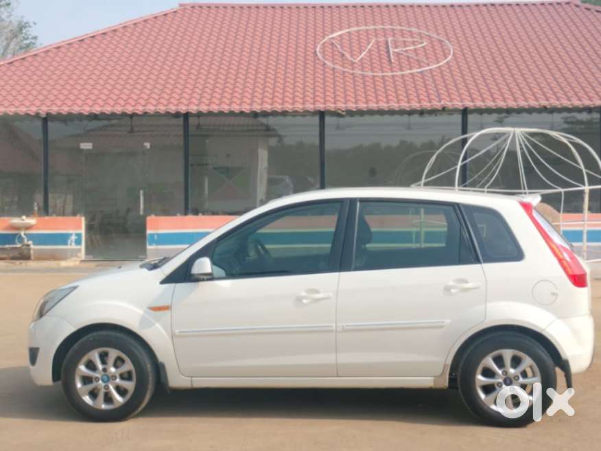 Ford Figo 2010-2012 Diesel Zxi, 2012, Diesel