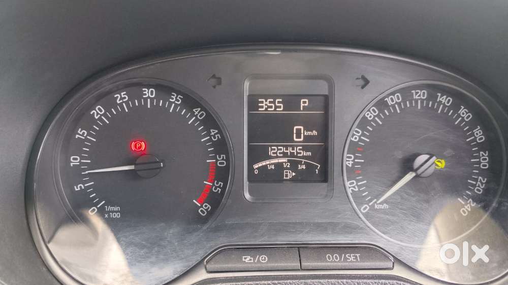 Skoda Rapid 1.5 Tdi Style/1.5 At Style, 2017, Diesel