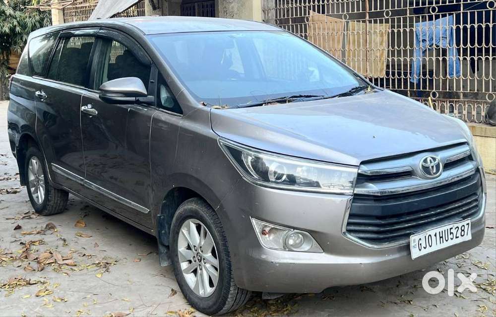 Toyota Innova Crysta