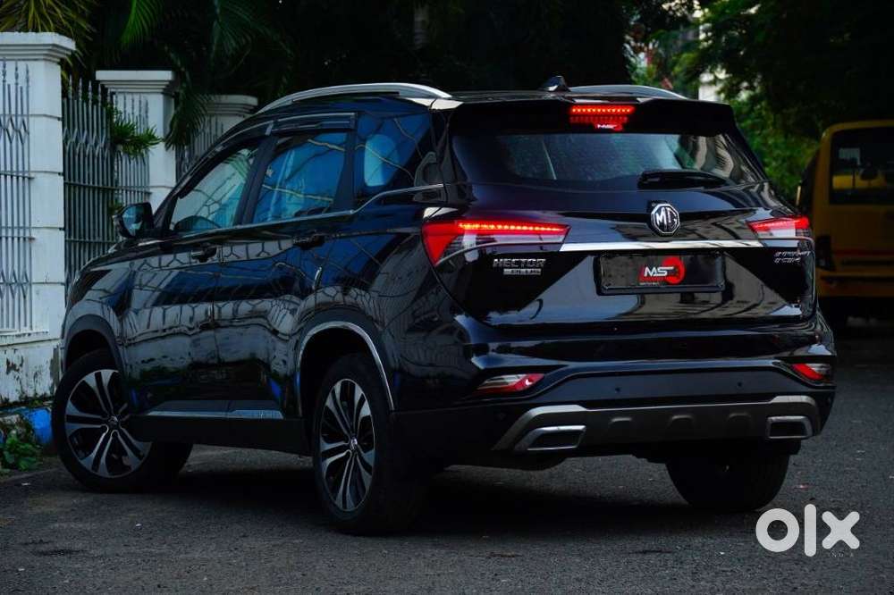 Mg Hector Plus 1.5 Sharp Turbo Cvt 6 Str, 2021, Petrol