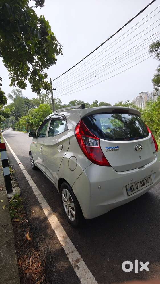 Hyundai Eon Magna 2012