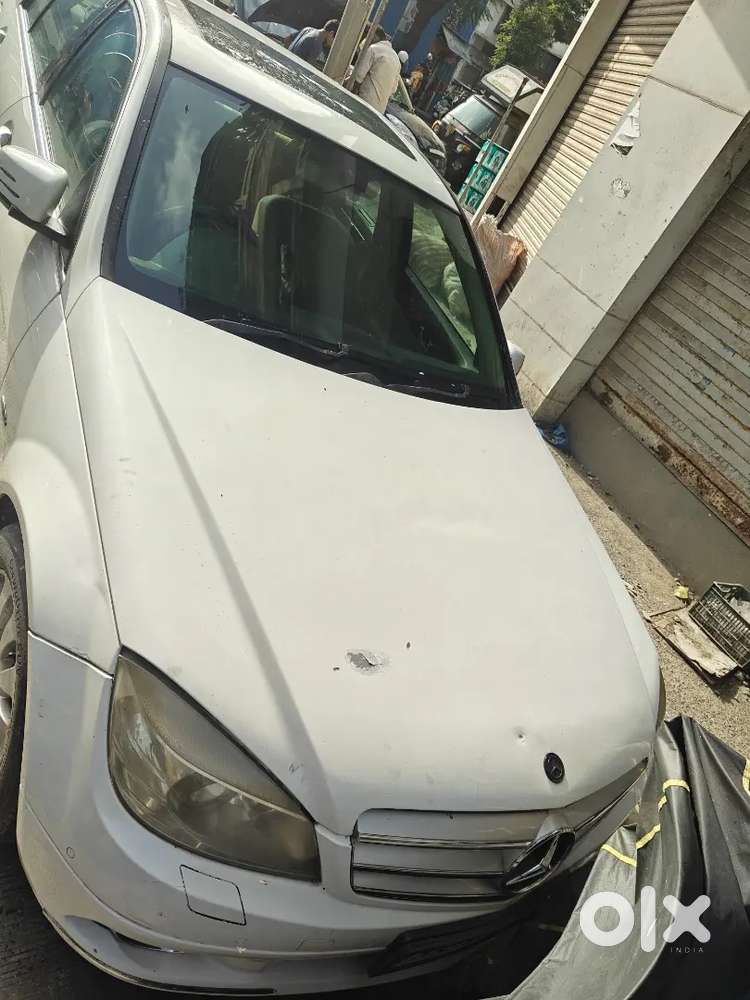 Mercedes-benz C Class 2009 Petrol 73000 Km Driven