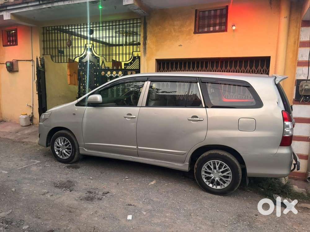 Toyota Innova 2014 Diesel Well Maintained