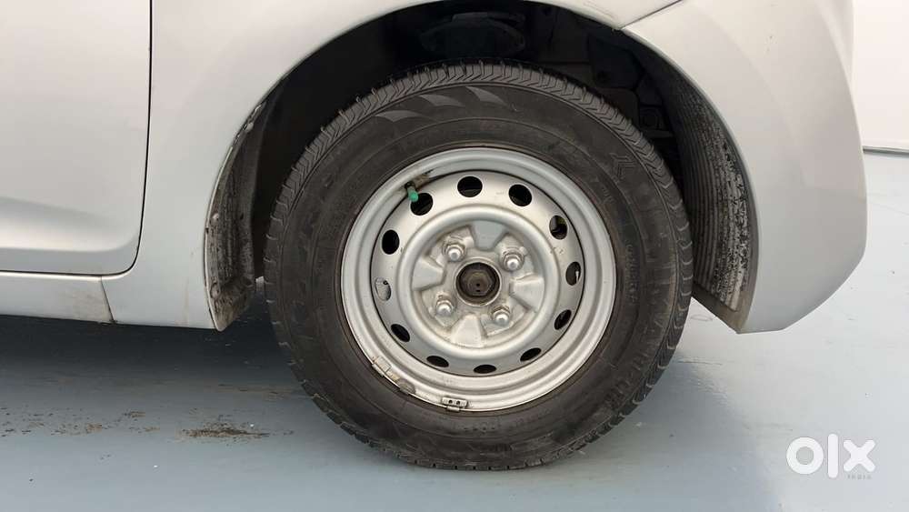 Hyundai Eon Era +, 2017, Petrol