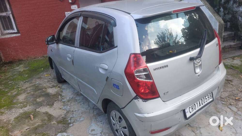 Hyundai I10 Sportz 2012