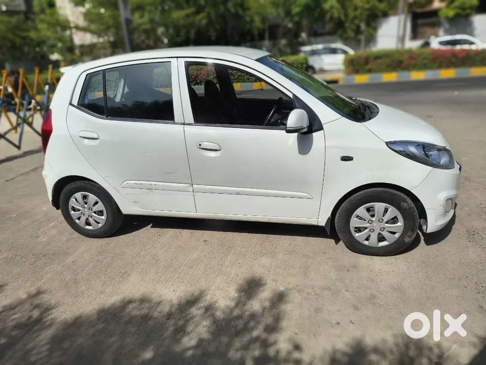 Hyundai I10 2013 Automatic Petrol 63000 Km Driven In Great Condition