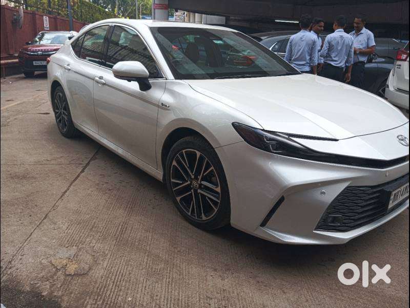 Toyota Camry Hybrid, 2024, Petrol