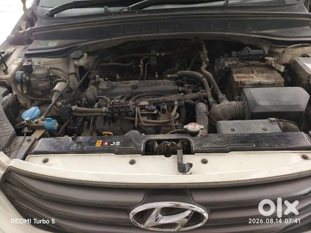 Hyundai Creta 2017 Petrol/cngmanual, Single Person Driven, Immaculate