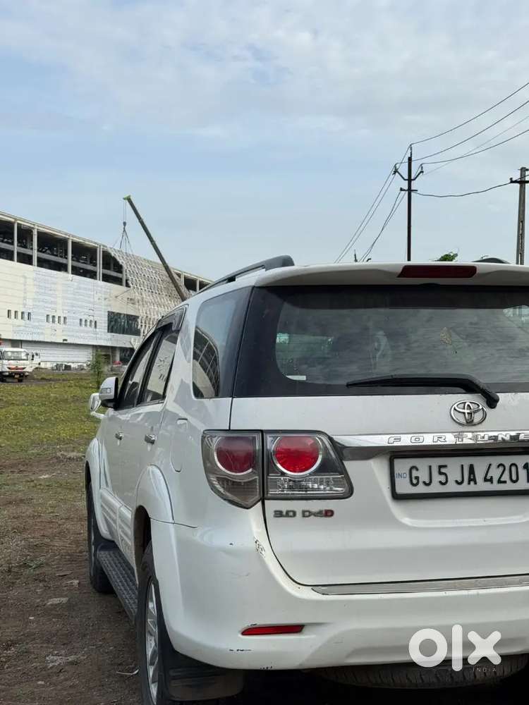 Toyota Fortuner 2012 Manual