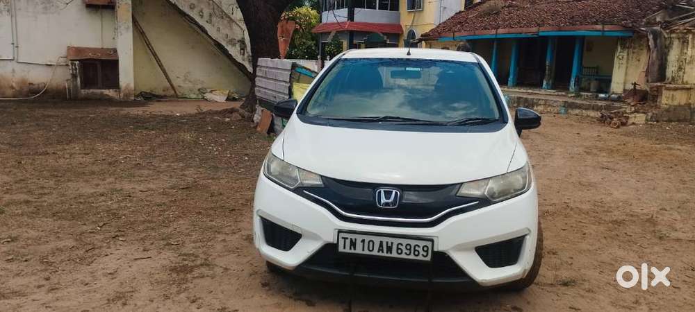 Honda Jazz1.2 Smt White 2016 Model