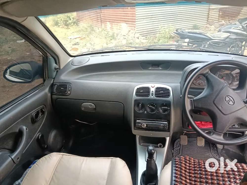 उत्तम कंडिशन मध्ये वापरलेली आहे एक हाती चाललेली गाडी आहे