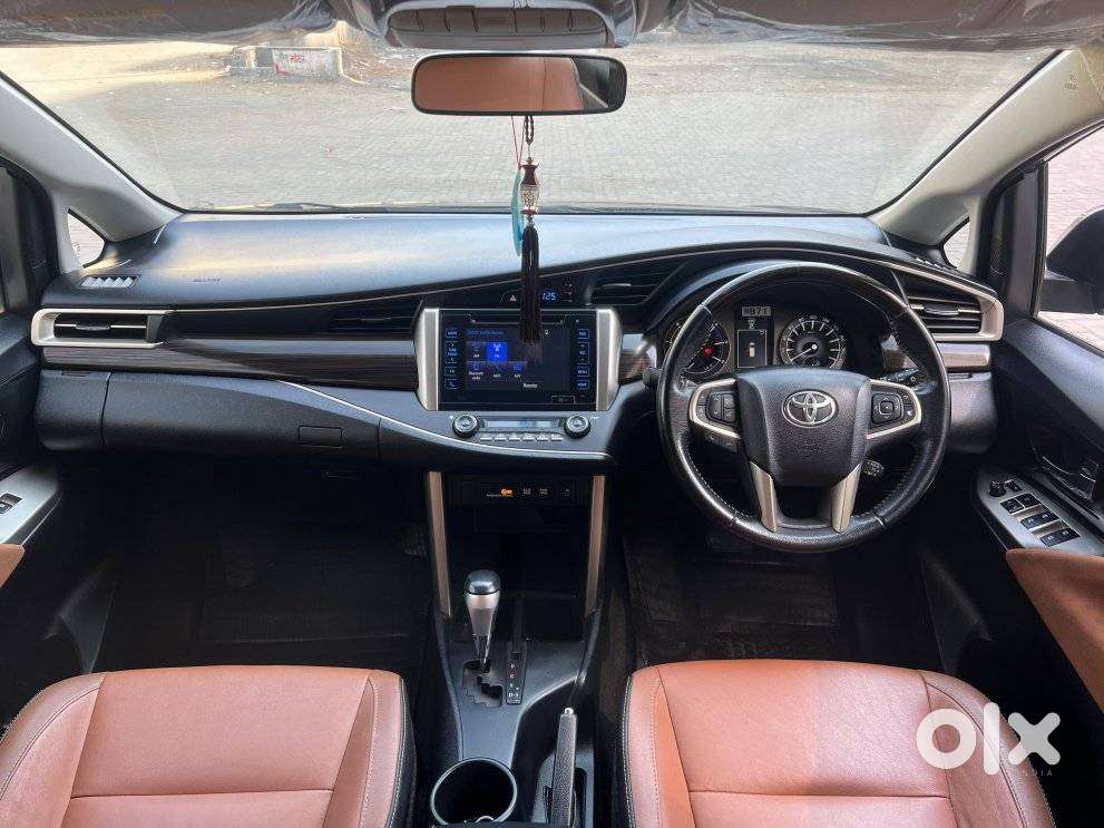 Toyota Innova Crysta 2.8z Automatic, 2018, Diesel