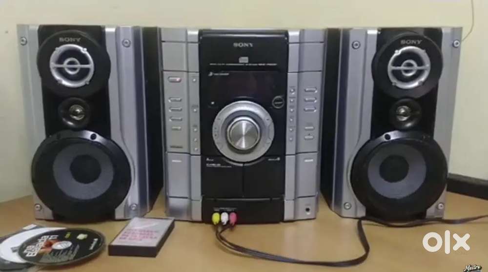 Sony MHC RG121 3000 Watt Sound System Two Sound Boxes with