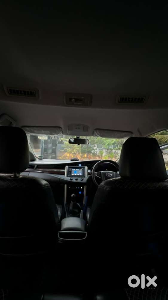 Toyota Innova Crysta 2016 Diesel Manual