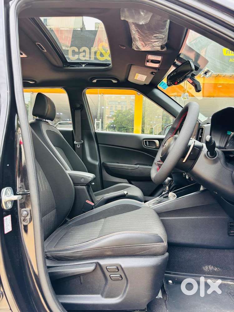 Hyundai Venue 1.0 Sx (o) Turbo Dct, 2024, Petrol