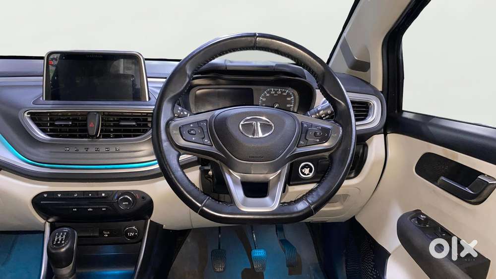 Tata Altroz Xz, 2021, Petrol