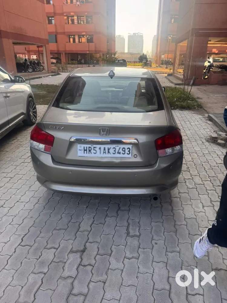 Honda City 2010 Cng & Hybrids 80000 Km Driven