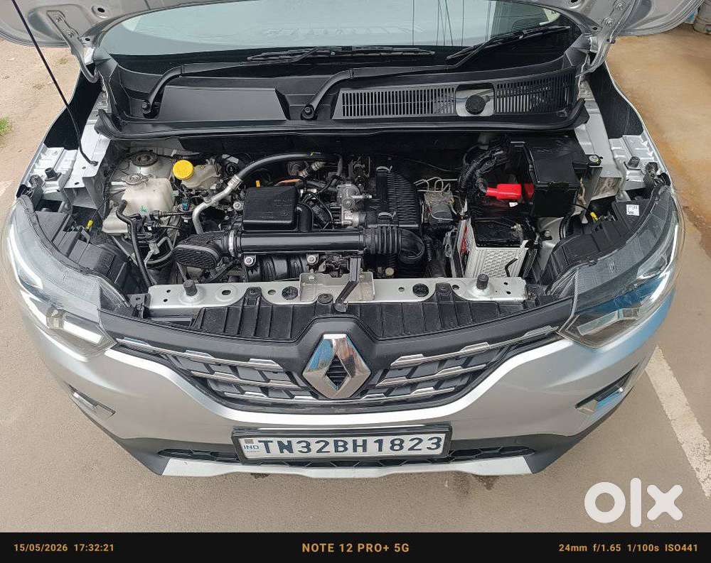 Renault Triber Rxz, 2024, Petrol