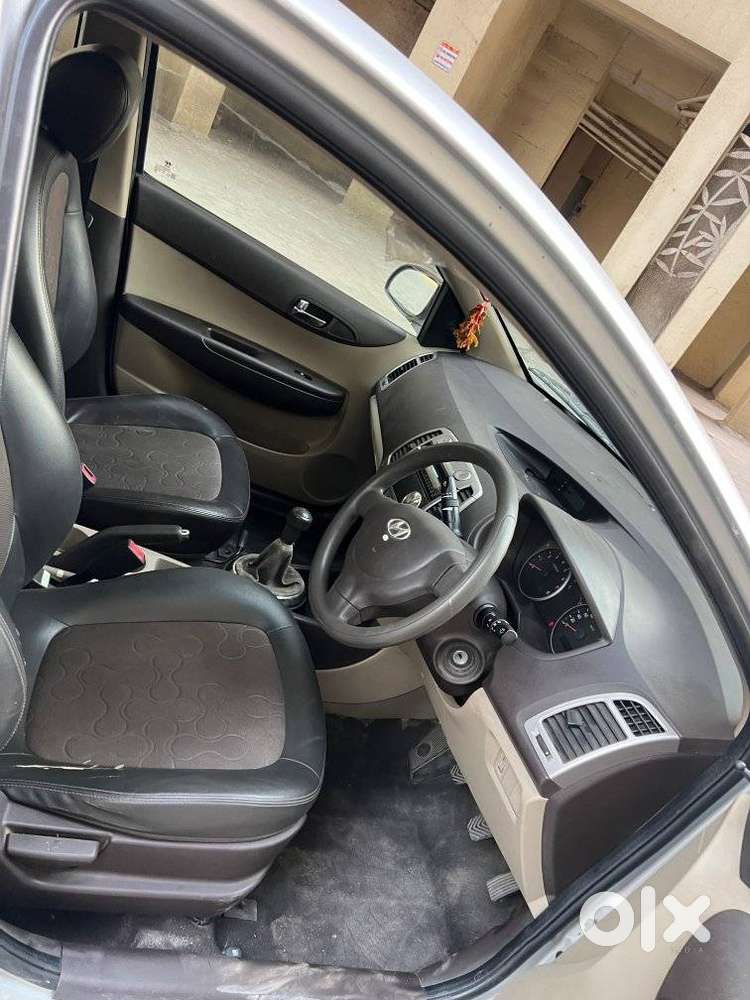 Hyundai I20 Petrol Era, 2011, Petrol