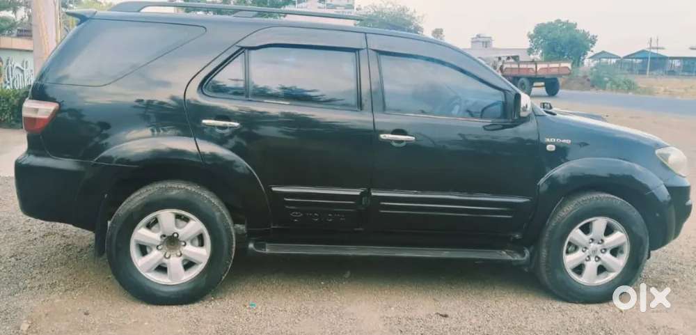 Toyota Fortuner 2010 Diesel Well Maintained