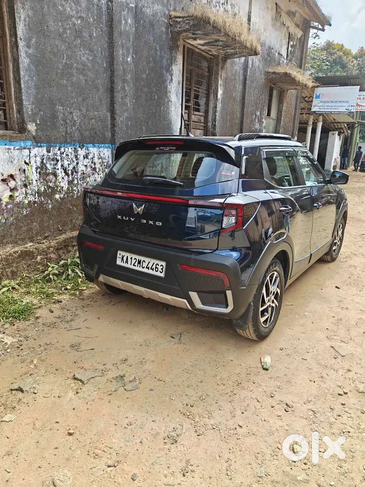 Mahindra Xuv300 2025 Ax5