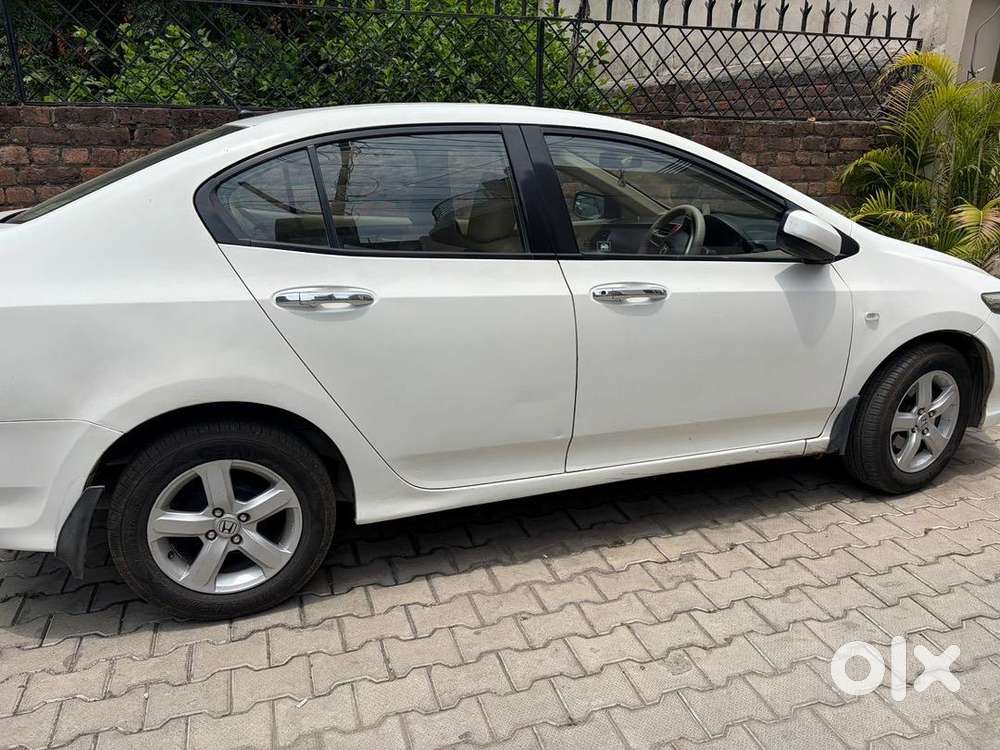 Honda Petrol Car 2011