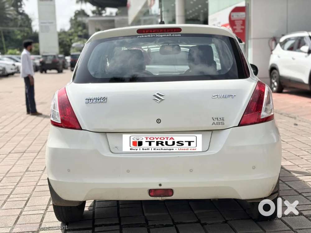 Maruti Suzuki Swift Vdi, 2015, Diesel