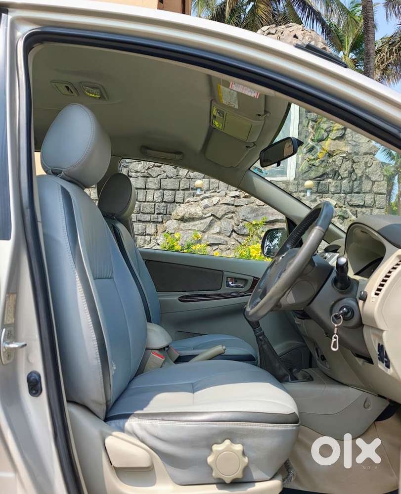 Toyota Innova 2.5 Vx 7 Str, 2012, Diesel
