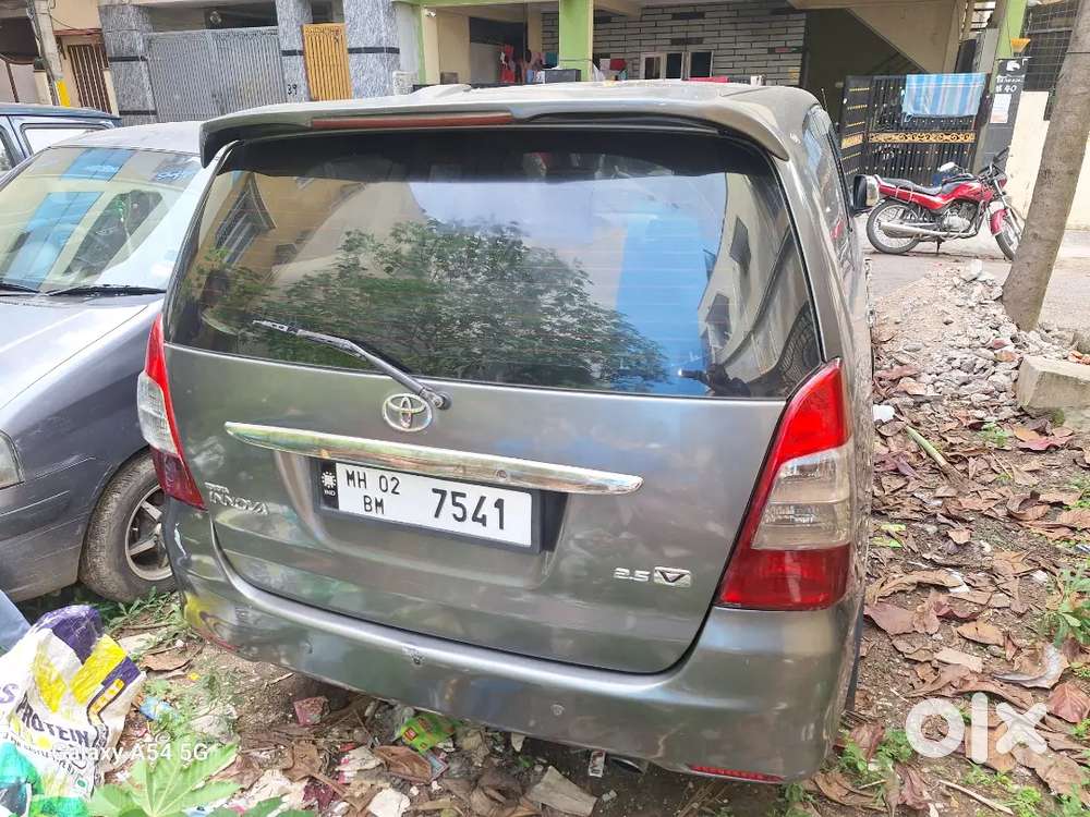 Toyota Innova 2009 Diesel 164000 Km Driven