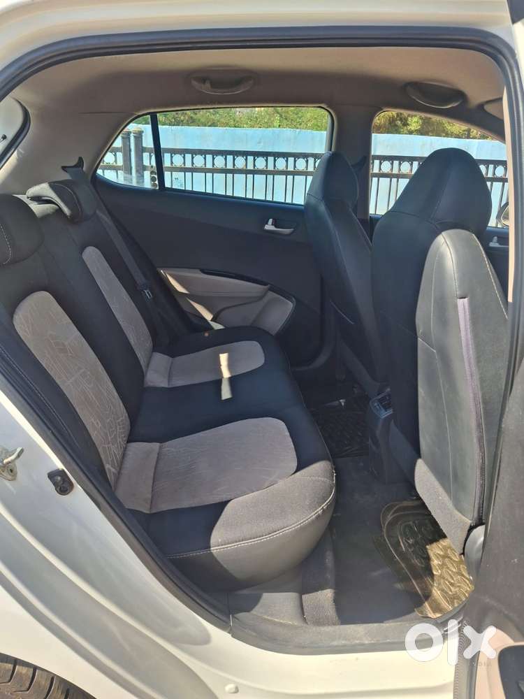 Hyundai I10 Asta At, 2015, Petrol