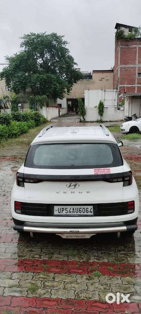 Hyundai Venue Sx 1.2 Mt Knight Edition, 2023, Petrol