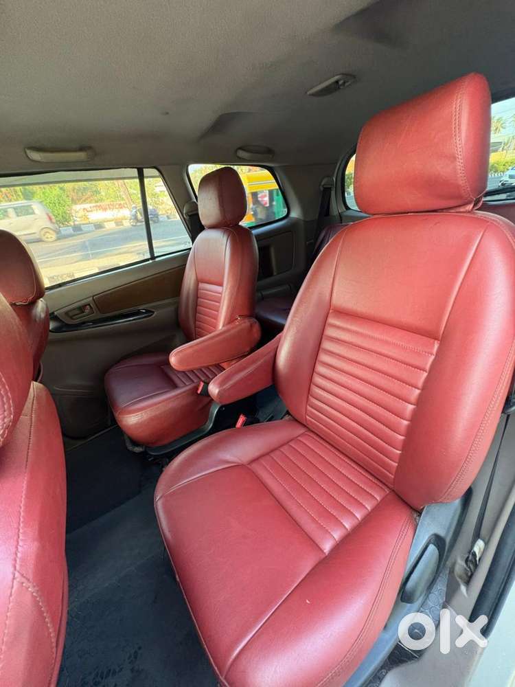 Toyota Innova [2013-2016] 2.5 G4 7 Str, 2015, Diesel