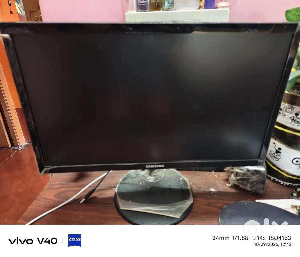Samsung, 8years old