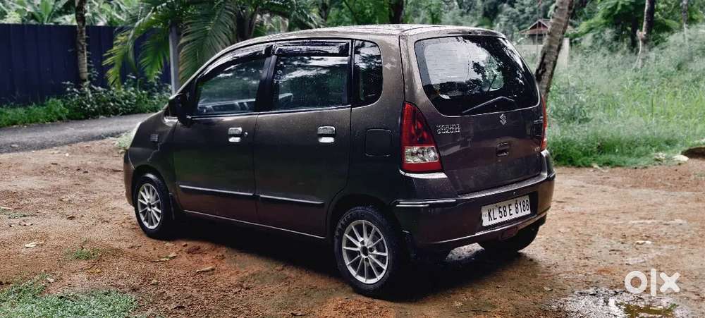 Maruti Suzuki Estilo 2011