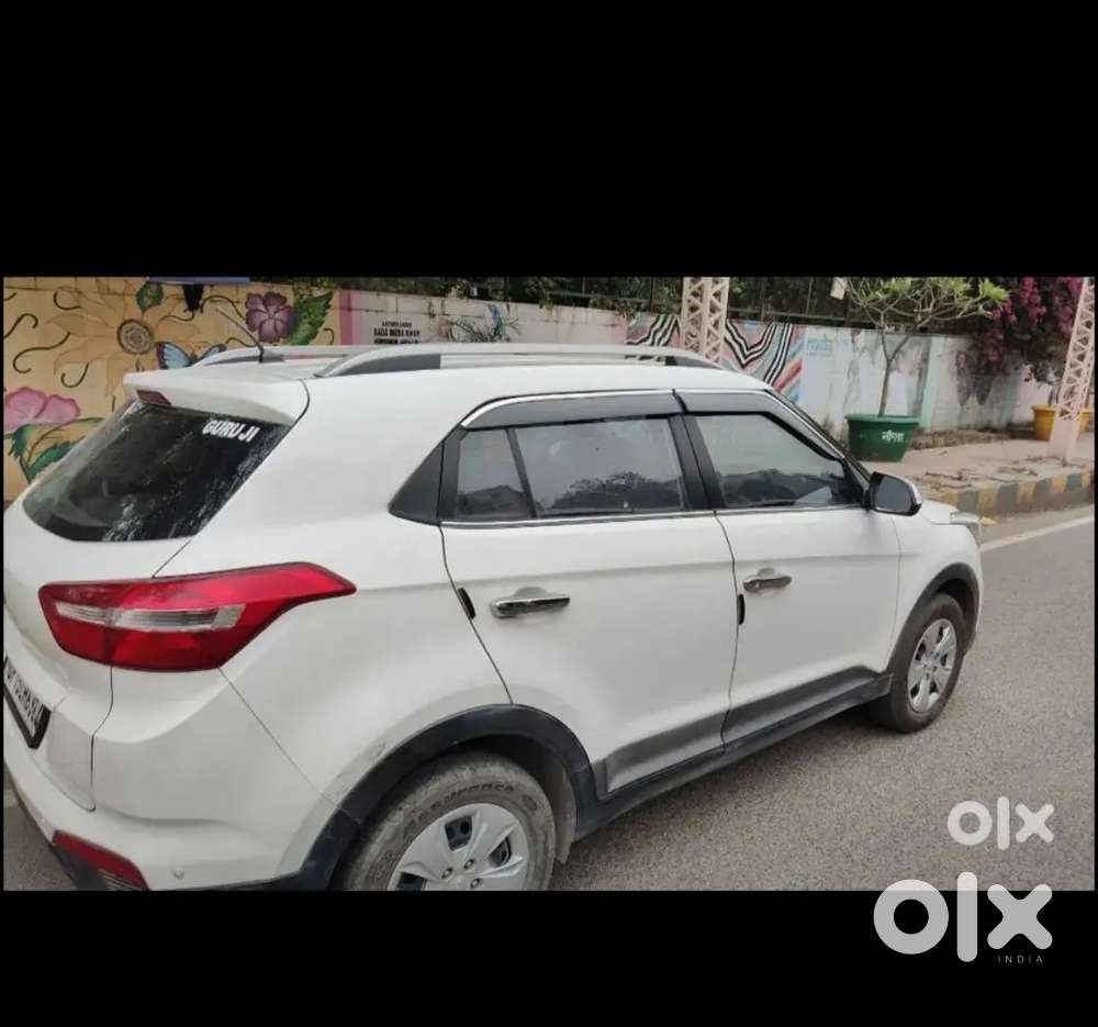 Airport Manager Wants To Sell His Car